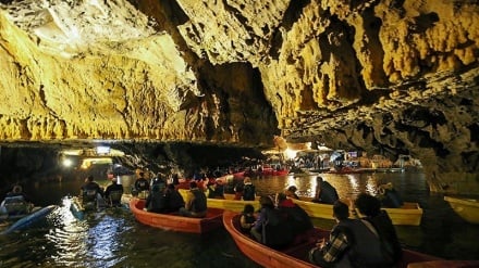 Гўзал сув ғорлари (фотожамланма)