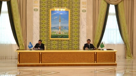 TÜRKMENISTANDA ÝURDUŇ BMG-NE AGZA BOLMAGYNYŇ 30 ÝYLLYGYNA BAGYŞLANAN DABARALY DUŞUŞYK GEÇIRILDI