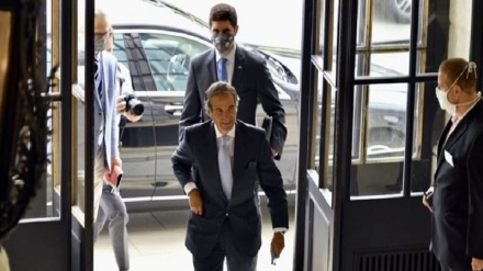 UAEK Genel Müdürü Grossi Tahran’a geliyor