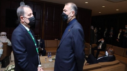 İran'ın dış politikasında komşularla dostane ilişkilerin özel yeri