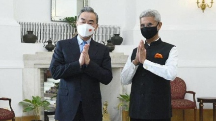 कश्मीर पर चीन के बयान से भारत में है गहरी नाराज़गी, विदेश मंत्री यांग यी से नहीं मिले पीएम मोदी