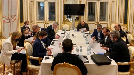 Vazhdojnë negociatat intensive në Vjenë