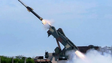 भारत ने सतह से हवा में मार करने वाली मिसाइल का किया सफल परीक्षण