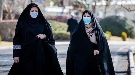 Istri-Istri Dubes Asing Tanam Pohon di Area Kemlu Iran (1)