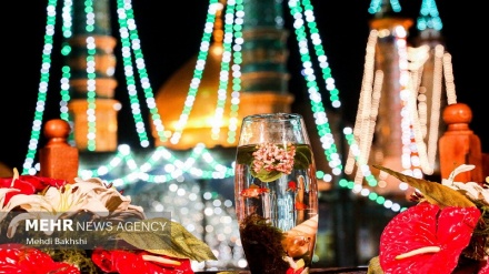 (FOTO) I fedeli al mausoleo hazrat Masumeh (sa) per Nowruz - 2