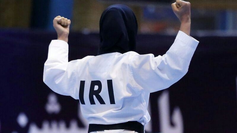 伊朗女子跆拳道选手夺得世联会主席杯冠军