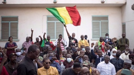 Le Mali brise l'embargo! 