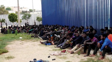 Migranti: 2.000 tentano di entrare a Melilla, 500 passano