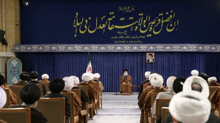 伊朗伊斯兰革命最高领袖：向美国让步大错特错