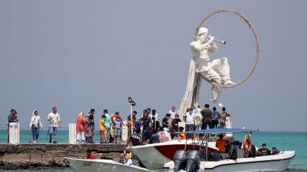 (FOTO) Nowruz su isola Kish: gite in barca e tour in motoscafi - 1