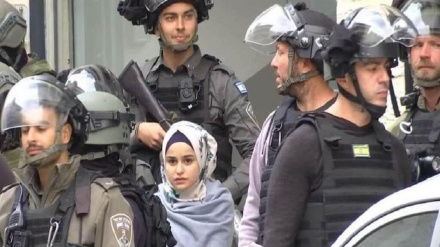 Krimet e regjimit sionist kundër fëmijëve palestinezë, 850 arrestime dhe 15 dënime me burg shtëpiak