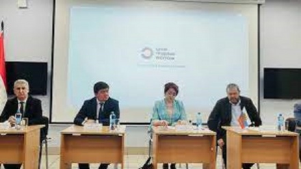 گفتگوی مقامات تاجیکستان و روسیه در مورد روند اعزام کارگران مهاجر تاجیک