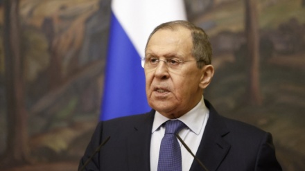 Lavrov: il popolo ucraino deve decidere per il suo futuro 