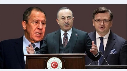 פגישה בטורקיה בין שרי החוץ של רוסיה, אוקראינה וטורקיה