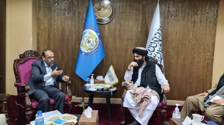 د ايران د سفارت سرپرست او د طالبانو د موقته حکومت داخله وزير سره وليدل