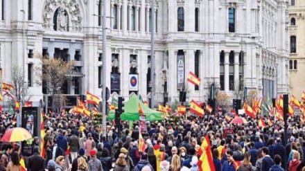 Spagna, nuove proteste anti-governative contro l'aumento dei prezzi