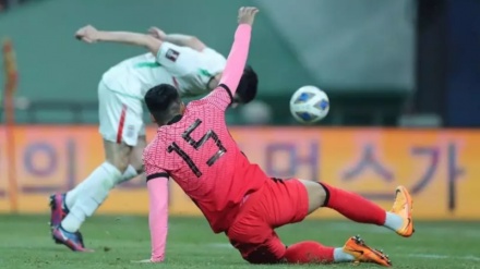 韩国队主场2-0战胜伊朗队 