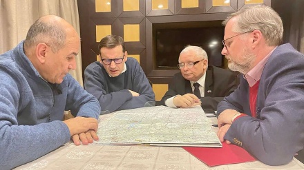 Kryeministrat e Polonisë, Sllovenisë dhe Republikës Çeke mbërritën në Kiev për t'u takuar me Volodymyr Zelnski.