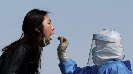 中国上海新增新冠阳性感染者超2.3万例