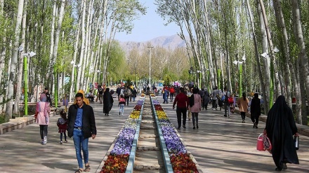 Perayaan Hari Alam di Isfahan dan Tabriz (1)