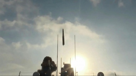 中国がミサイルYJ-21を初披露、海軍創設73周年を目前に