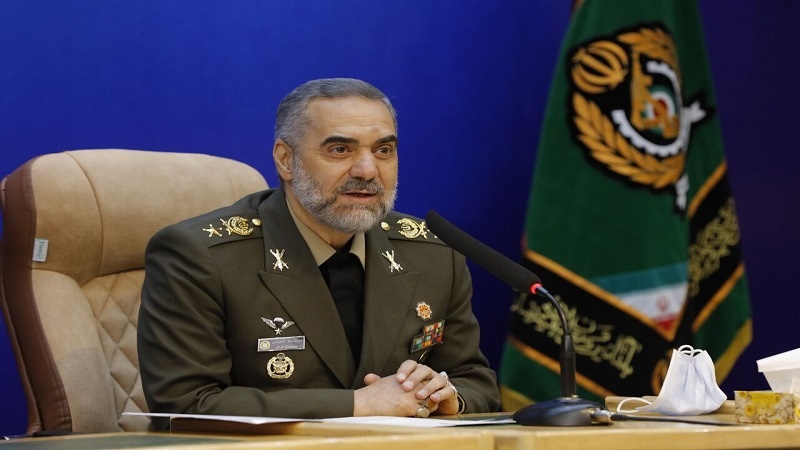 پیام وزیر دفاع به مناسبت روز ارتش: ارتش با شایستگی کامل موفق به برقراری اقتدار و امنیت شده است