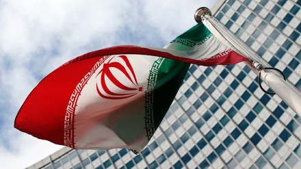 イラン経済は徐々に不況から脱出