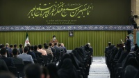 イラン最高指導者が、全国各大学の学生らと会談