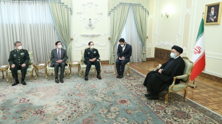 Safari ya Waziri wa Ulinzi wa China mjini Tehran; ukurasa mpya katika uhusiano wa kiulinzi na kijeshi wa pande mbili