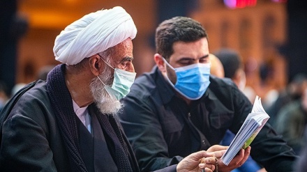 Doa Bersama Warga Qazvin dan Sari, Iran (2)