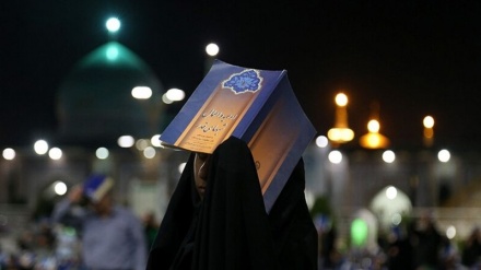 برگزاری آیین احیای نخستین شب از شب های پر فضیلت قدر در ایران اسلامی