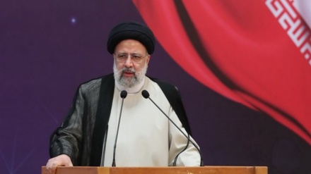 ראיסי: לא ניסוג אפילו צעד אחד מזכויות הגרעין שלנו