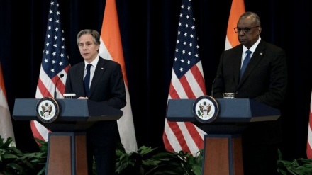 זלנסקי: שר החוץ ושר ההגנה של ארה