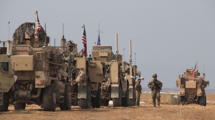 Syrische Dorfbewohner und Armee blockieren US-Militärkonvoi in Hasaka und zwingen ihn zur Umkehr