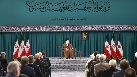 (FOTO) Leader, l'incontro con le autorita' politiche e militari del paese - 2