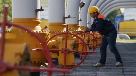 רוסיה עצרה את אספקת הגז לפולין ובולגריה