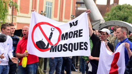 گزارش: افزایش اسلام هراسی و اسلام ستیزی در انگلیس