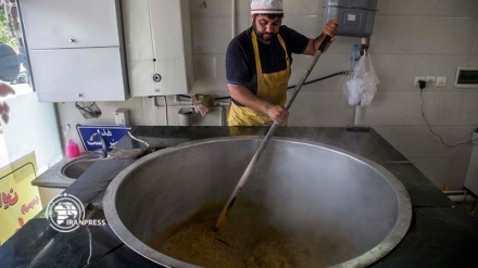 イラン西部ケルマーンシャー市の約２００年にわたる断食月の伝統炊き出し・アッバースアリーのスープ