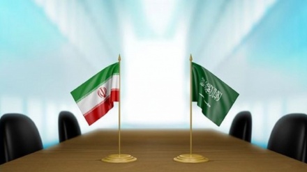 Iran, Saudi military officials stress boosting defense ties 
