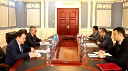 دیدار سفرای قزاقستان، تاجیکستان و روسیه با معاون وزیر خارجه ازبکستان