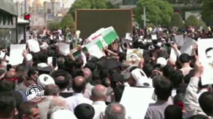 Rəzəvi hərəmi terroristi hodisə 2 minnə şəhidi təşi mərosim.