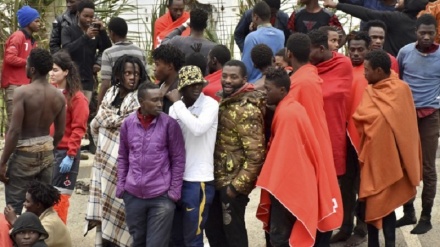 アフリカ系移民が欧州を批判、「移民受け入れ政策に矛盾」