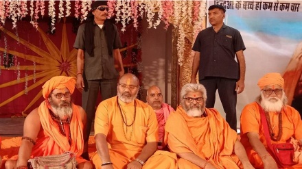জেল থেকে মুক্তি পেয়েই মুসলিম বিরোধী উস্কানি হিন্দুত্ববাদী সাধুর,চলছে সমালোচনা