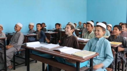  طالبان و حذف مواد درسی در ولایت غزنی