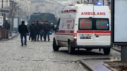 İstanbul’da yeraltı kablolarında patlama