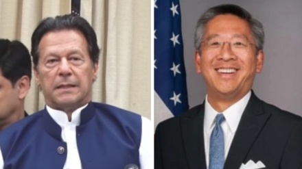 হুমকিদাতা মার্কিন কর্মকর্তার নাম প্রকাশ করলেন ইমরান খান