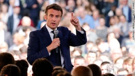 Francia, sondaggio legislative: testa a testa tra la maggioranza di Macron e la sinistra