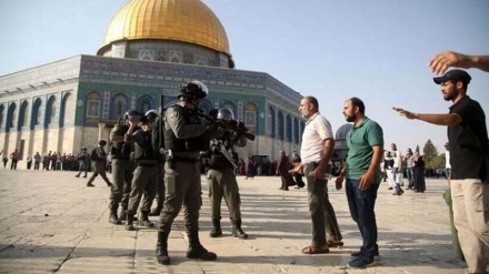 Serangan Pasukan Zionis ke Masjid Al Aqsa Terus Berlanjut
