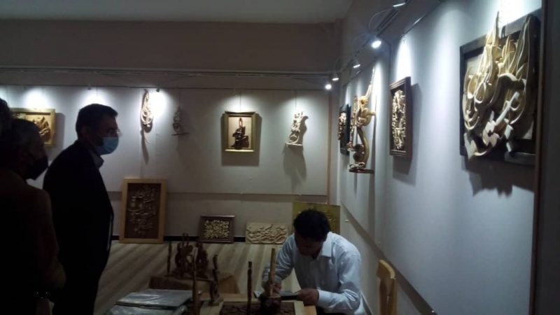 برگزاری نمایشگاه هنرهای تجسمی هنرمندان افغانستانی و ایرانی در پاکدشت