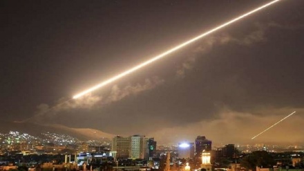イスラエルがシリア首都を空爆、迎撃される